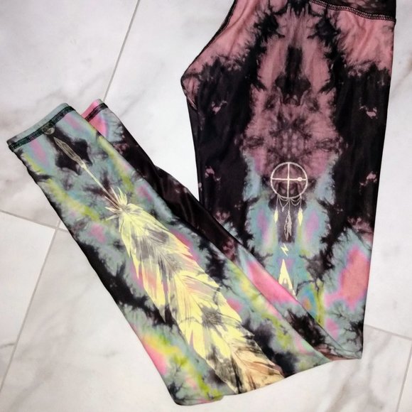 Teeki Eagle Feather Pink Hot Pant Leggings Size M - Picture 1 of 16